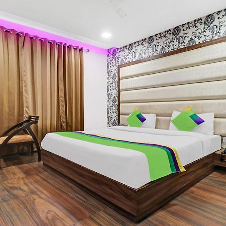 Itsy Hotels Unique - Near Railway Station Amritsar Exterior photo