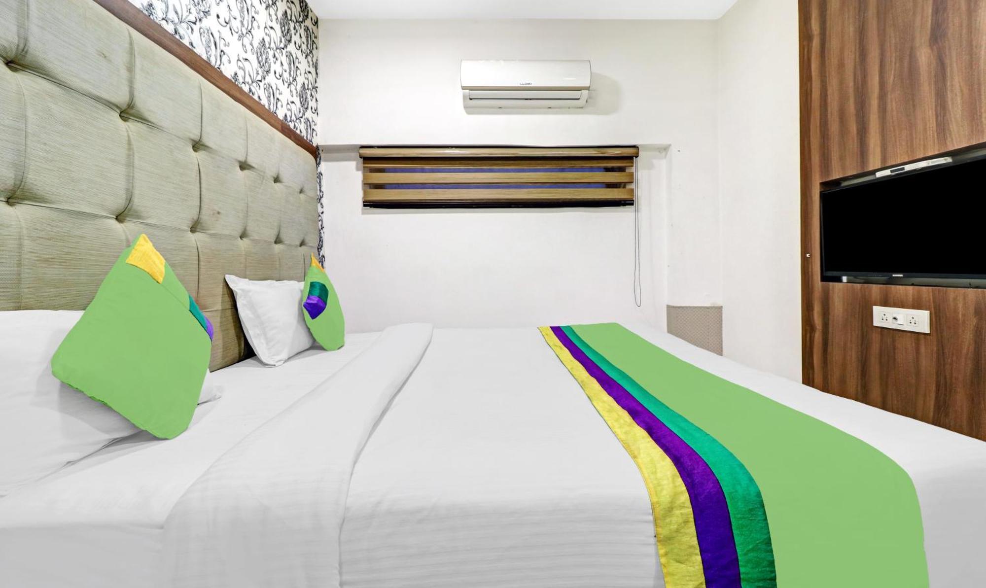 Itsy Hotels Unique - Near Railway Station Amritsar Exterior photo