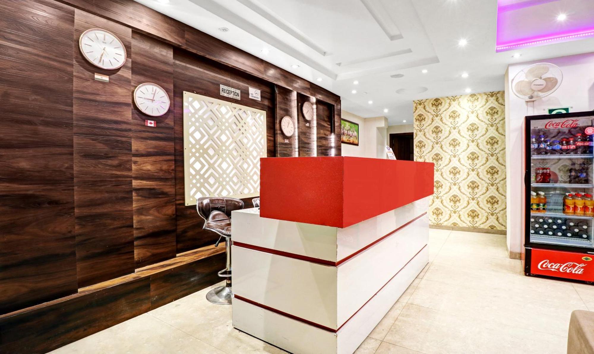 Itsy Hotels Unique - Near Railway Station Amritsar Exterior photo
